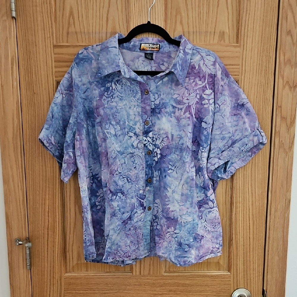 Women's Purple Button-Up Top